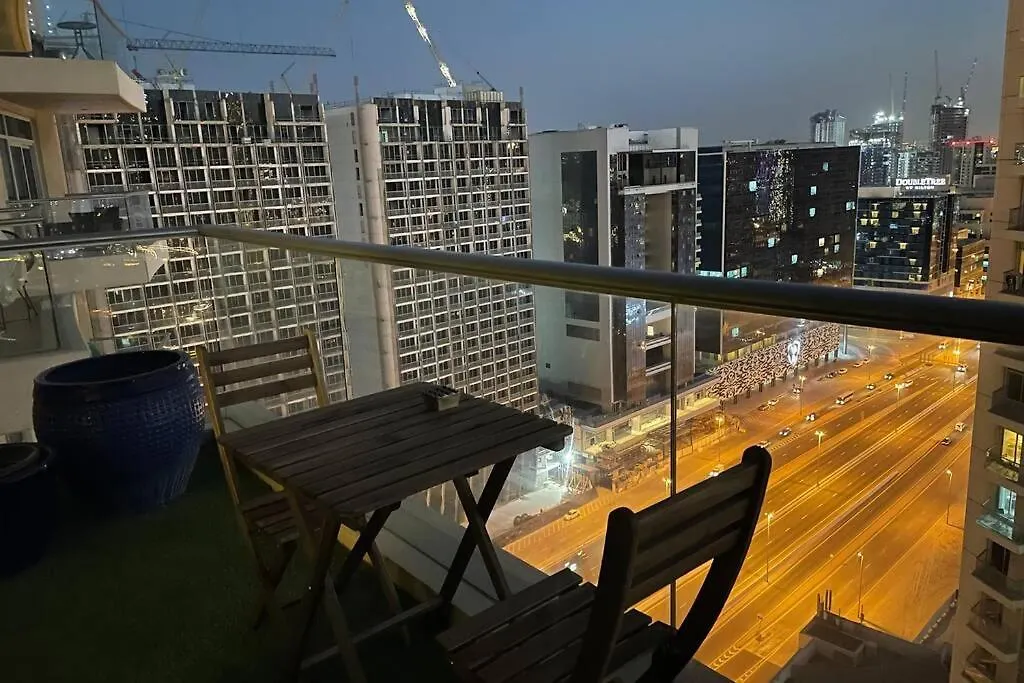 Ferienwohnung Stylish 2Br In Burj Views In The Heart Of Downtown Dubai